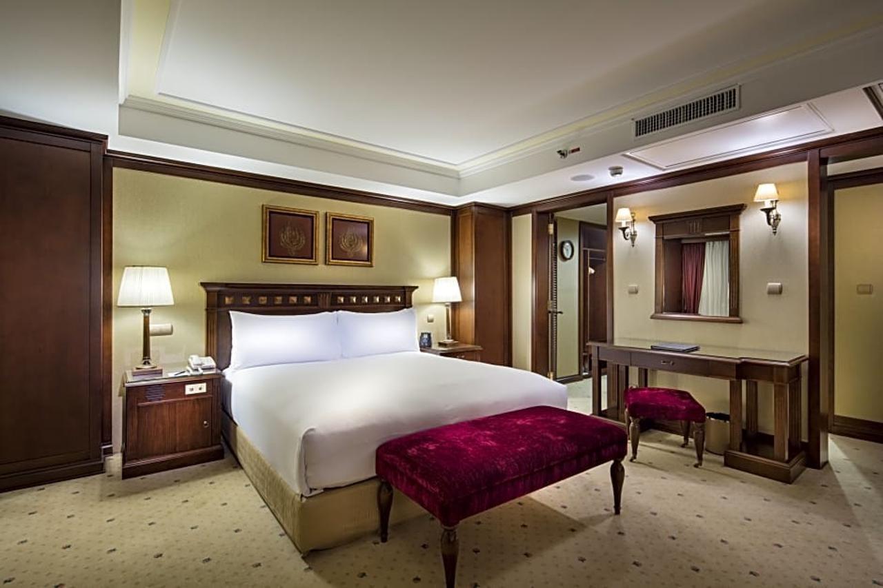 Otel Hilton 5*